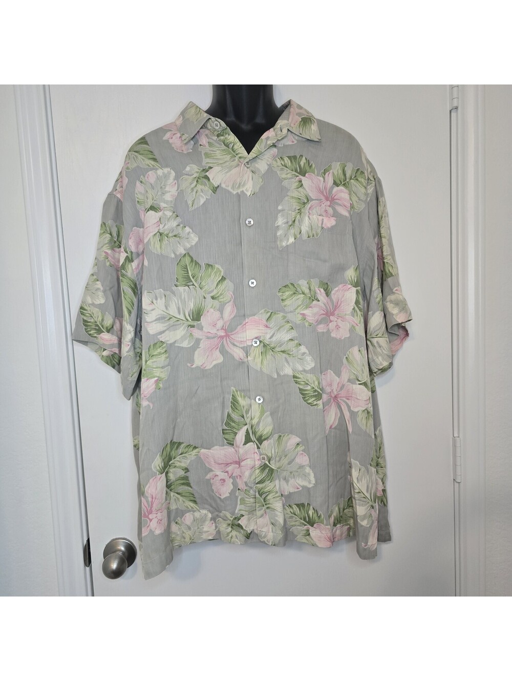Tori Richard Gray Pink Short Sleeve Hawaiian Floral Shirt Men's Size 2XL